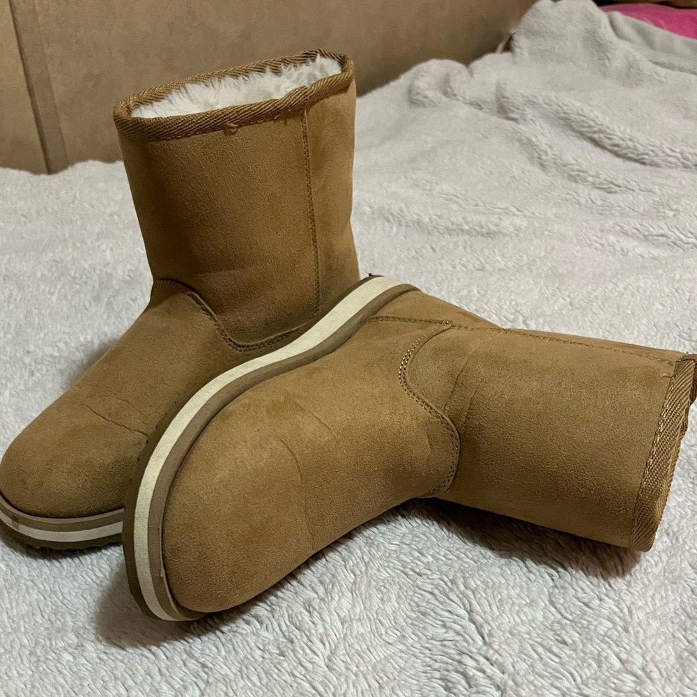 Tan Suede Winter Boots